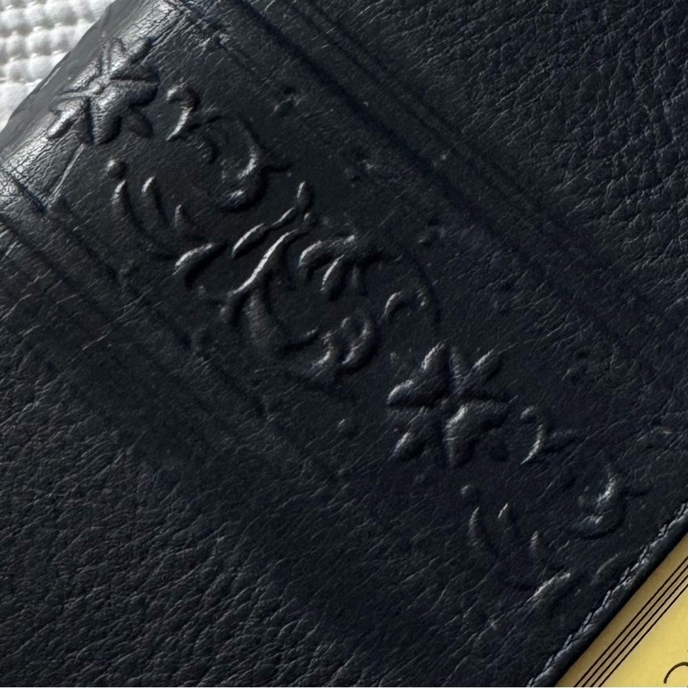 Vintage Princess Gardner Black Leather Zipper Wallet - Picture 3 of 7